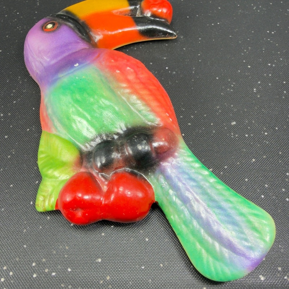 Vintage Ceramic Toucan Wall Hanging Tropical Bird Figurine Multi Color Decor VTG - Picture 7 of 10